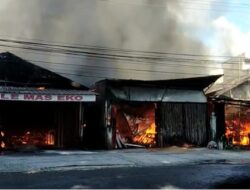 Kebakaran di Tanah Patah Kota Bengkulu