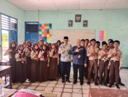 Ketua DPD SPRI Bengkulu Berikan Materi Wartawan Sahabat Pelajar SMPN 8 Kaur