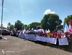 Ratusan anggota PPDI Bengkulu Utara Geruduk Kantor Bupati