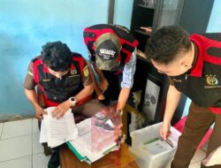Kejari Bengkulu Utara Geledah Kantor Desa Urai