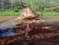 Jembatan Gantung Penghubung Dua kecamatan Di Bengkulu Utara Ambruk dan Rusak Total