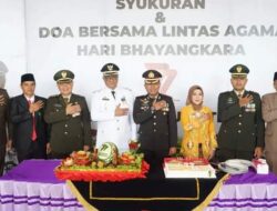 HADIRI UPACARA HUT BHAYANGKARA KE 77, KETUA DPRD MEMINTA SELURUH STAKEHOLDER TETAP SALING BERSINERGI