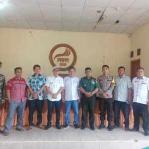 Pemdes Pasar Bembah Salurkan BLT dan Titik Nol Kegiatan Fisik DD 2023