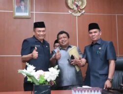 DPRD BENGKULU TENGAH GELAR RAPAT PARIPURNA TENTANG APBD PERUBAHAN TAHUN 2023