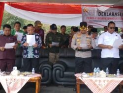 WAkA I DPRD BENTENG HADIRI DEKLARASI PEMILU DAMAI DAN SIMULASI SIMPAMKOTA