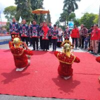 Ketua DPRD B/U Menghadiri Pembukaan Pekan Raya HUT Ke 47 Kota Arga Makmur