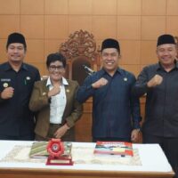 Penandatanganan Nota Kesepakatan Eksekutif Dan Legislatif Atas Perubahan KUA-PPAS APBD TA 2023