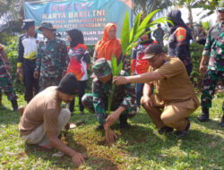 KODIM 0423/BU LAKSANAKAN PENGHIJAUAN DENGAN MASYARAKAT