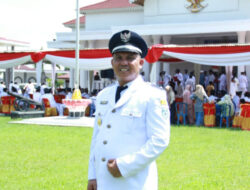 Toto Hermanto Terima SK Pengukuhan Perpanjangan Masa Jabatan Kades Dari Bupati Bengkulu Utara