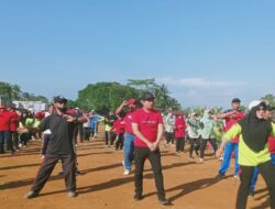 Arie Septia Adinata Ikuti Senam Sehat Bersama Warga Masyarakat