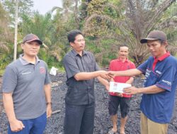 Rasa Peduli, Sumarno Kunjungi Korban Kebakaran Di Desa Sido Mukti Padang Jaya