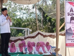 Tumpah Ruah Warga Hadiri Deklarasi Pasangan Calon Kepala Daerah Bengkulu Utara Arie-Sumarno