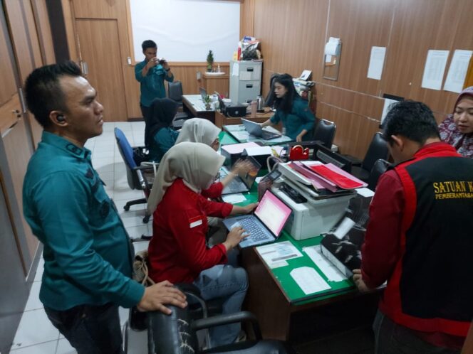 
 Kejari Geledah Kantor DPRD Bengkulu Utara, Dugaan SPPD Fiktif