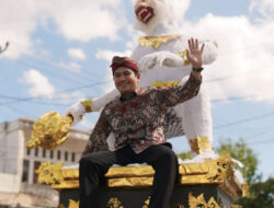 Dilepas Bupati, Festival Ogoh-ogoh Sedot Perhatian Masyarakat Bengkulu Utara