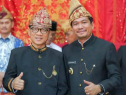 Bupati Bengkulu Utara Hadiri Penganugerahan Gelar Adat 9 Tokoh