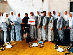 Ikatan Bidan Indonesia Cabang Bengkulu Utara Salurkan Bantuan untuk Korban Kebakaran di Desa Suka Makmur