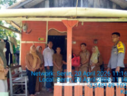 Petugas Dinsos Bengkulu Utara Didampingi Pemdes Kalbang Kunjungi Warga Tidak Mampu dan Cacat Fisik